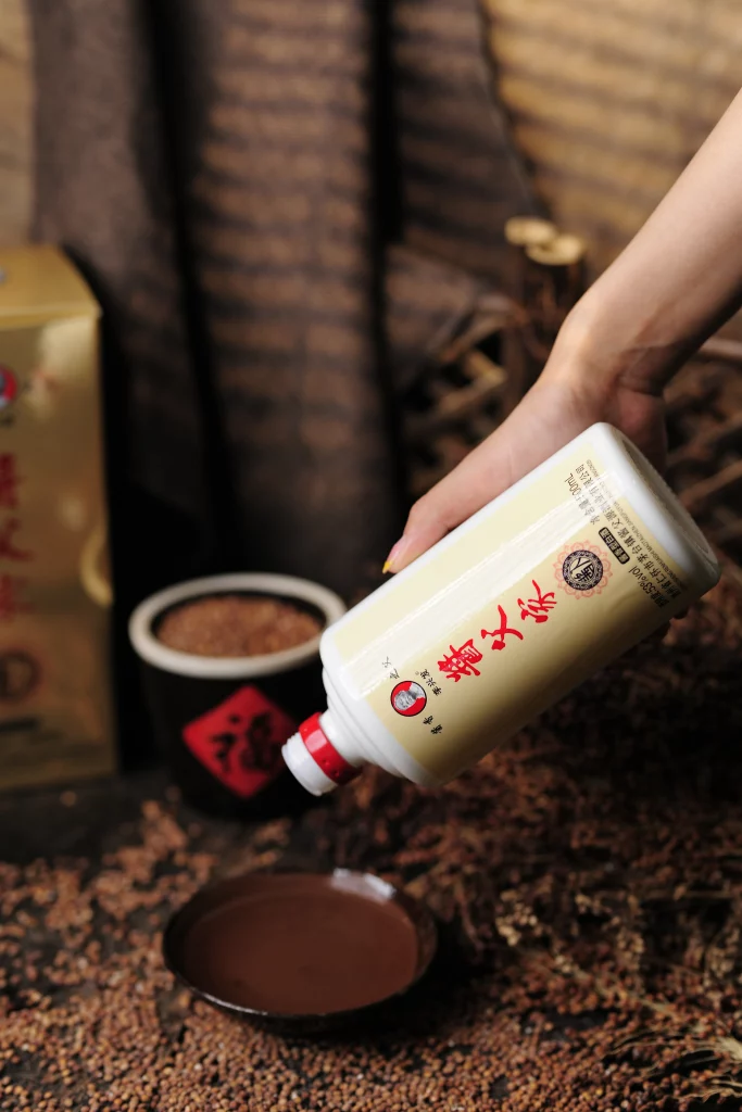 Traditional Chinese Baijiu serving method with Jiangfujia Classic